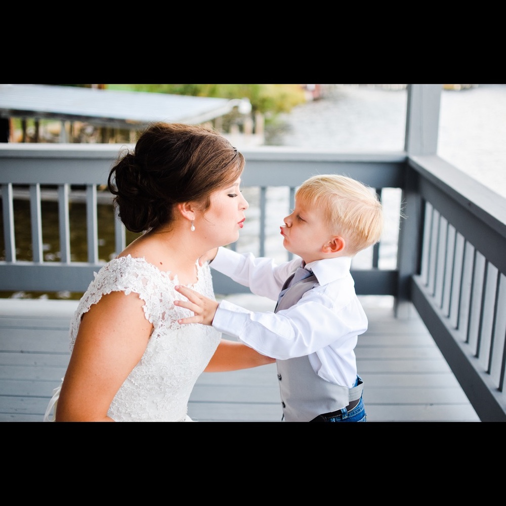 Meet your Posher, Hillary